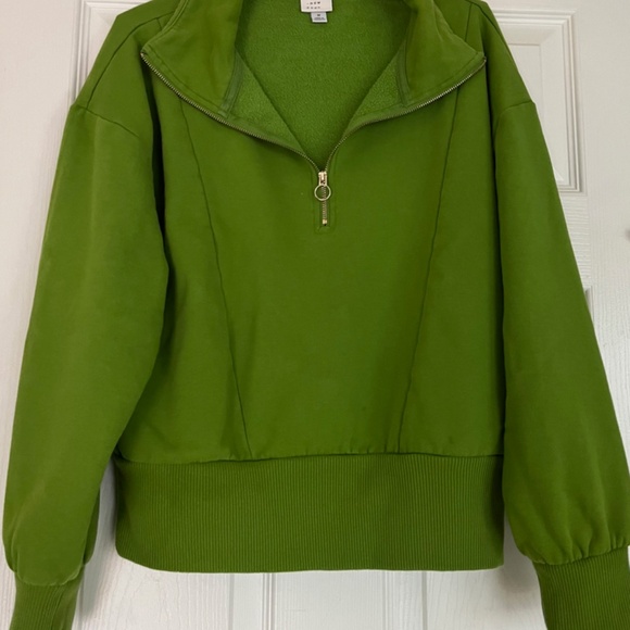 Women's Quarter Zip Sweatshirt, Green, Size Medium - Picture 2 of 8